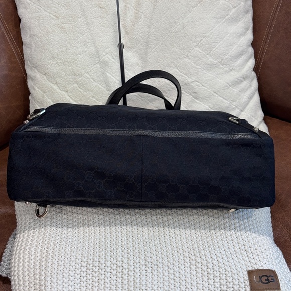 Authentic Gucci Large Abbey Tote in Black Signature Monogram Shoulder Bag Purse - Picture 5 of 15